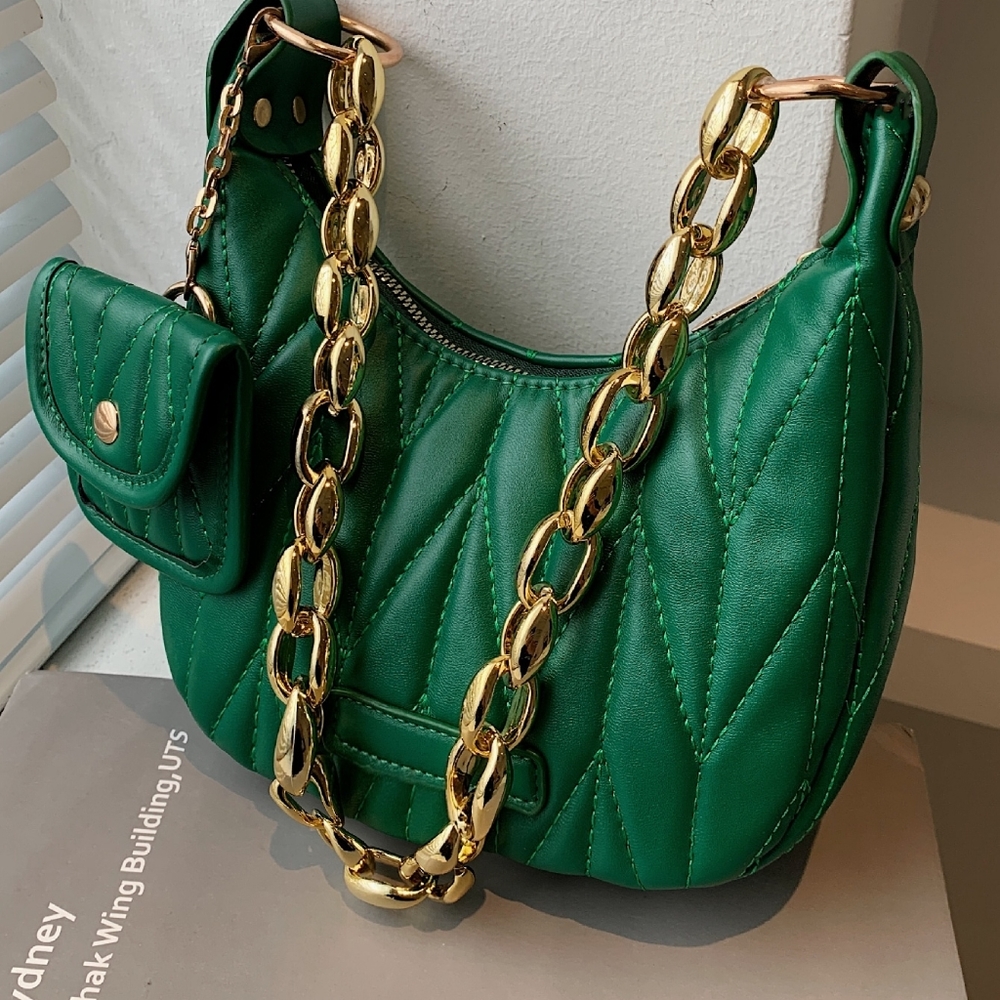 Quilted pattern gold chain novelty hand bag with coin base